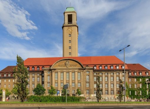 Rathaus Spandau - A.Savin (Wikimedia Commons · WikiPhotoSpace) FAL