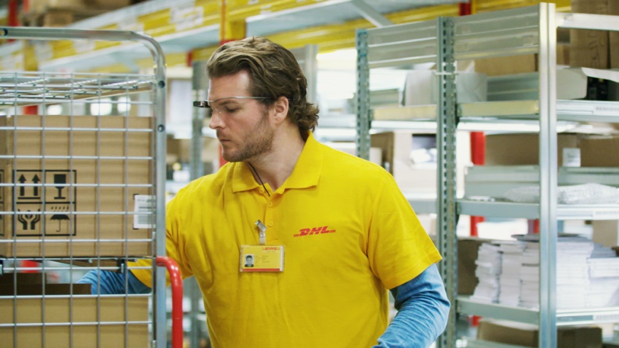 Vision Picking mit Datenbrille bei DHL