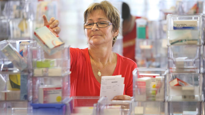 Kommisionierung in einer Versandapotheke