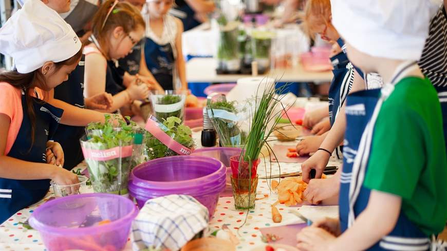 Kinder kochen selbst