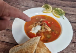 Mecklenburger Kochbube kocht Soljanka